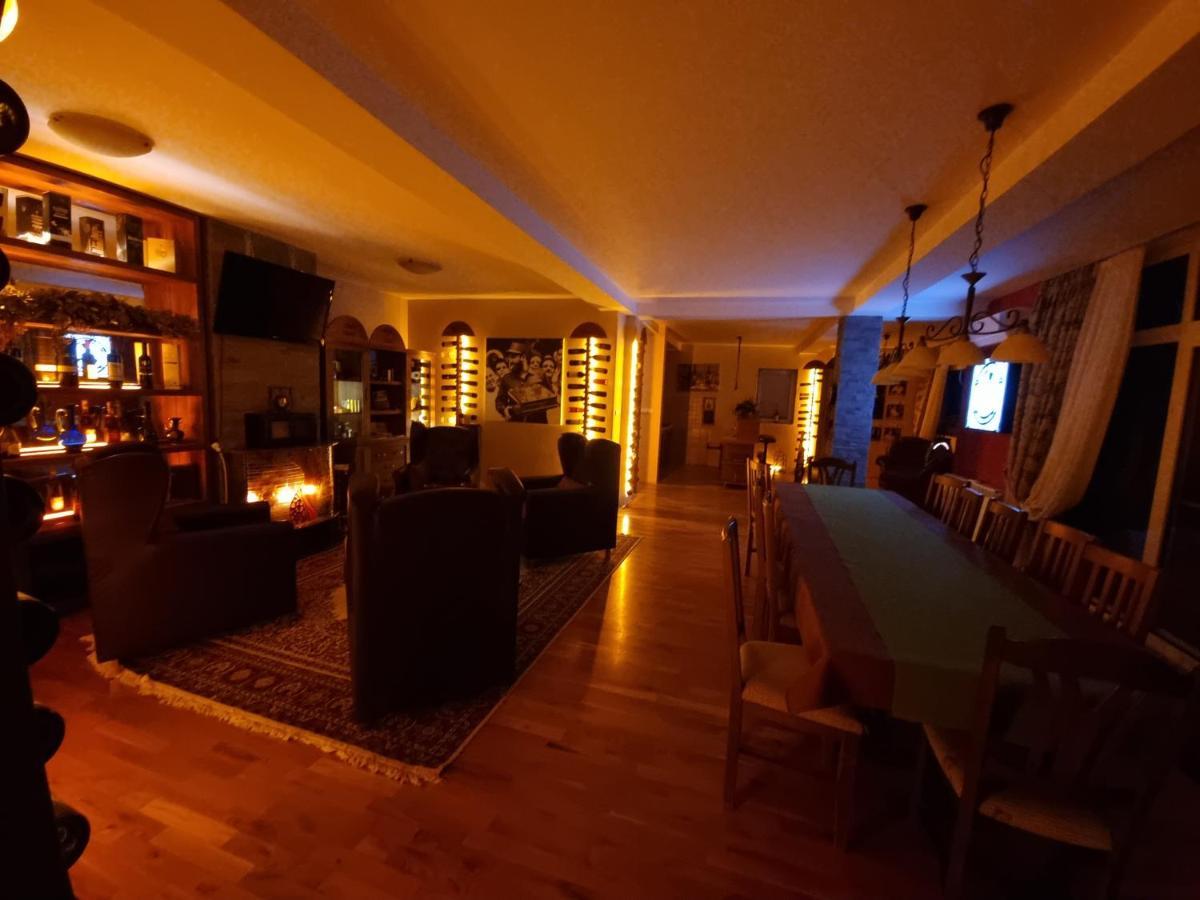 Villa Diana Apartments Szkopje Kültér fotó